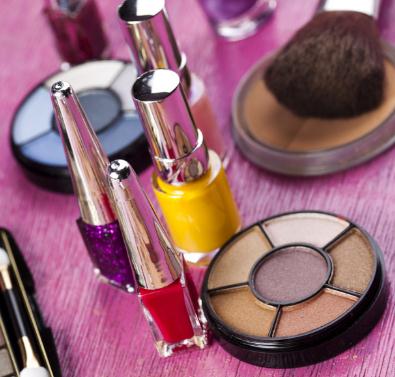 七修良品 優(yōu)質(zhì)化妝品與精致店鋪裝修的完美融合